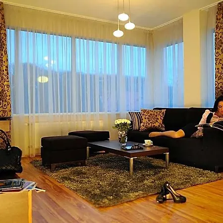 Ararat Hotel