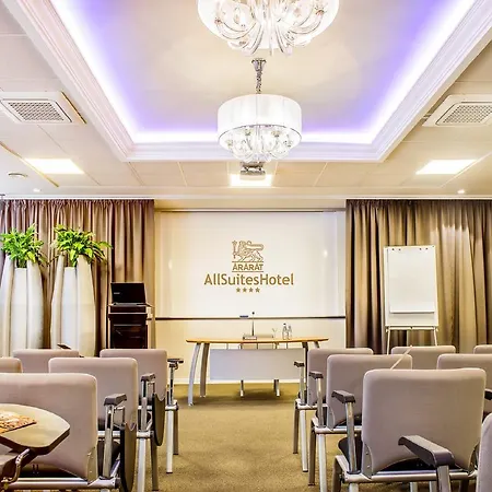 Ararat Hotel 4*