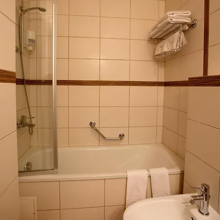 Ararat Hotel